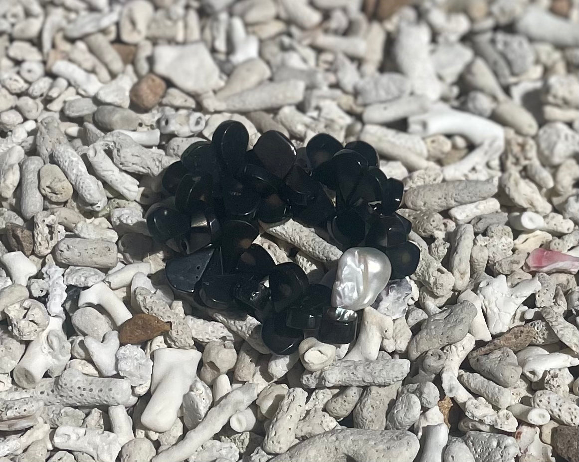 Black coral and baroque pearl bracelet