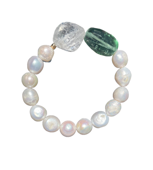 Fluorite bead, fresh water pearls and clear quartz bracelet