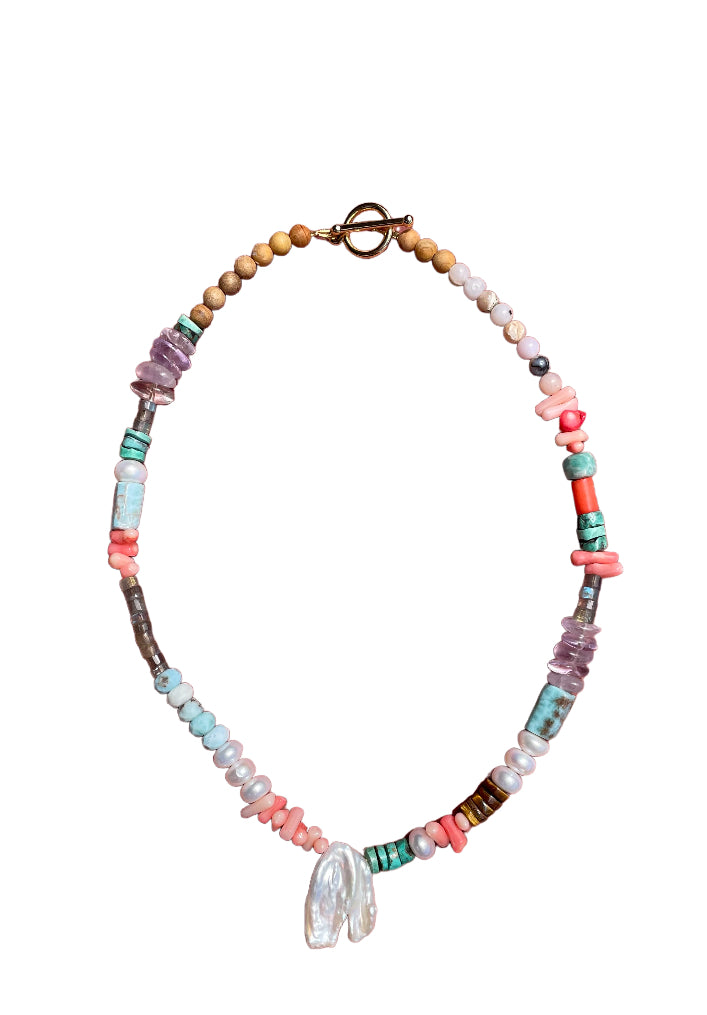 Mixed gemstones and a freshwater pearl necklace