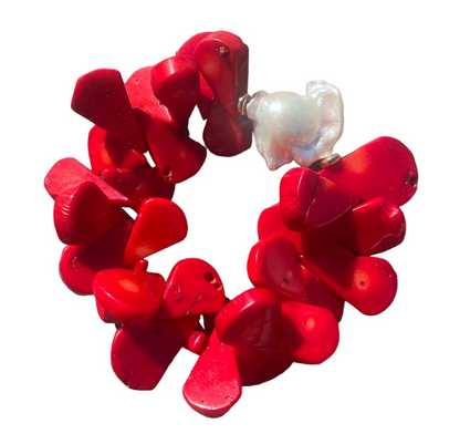 Red coral and baroque pearl bracelet